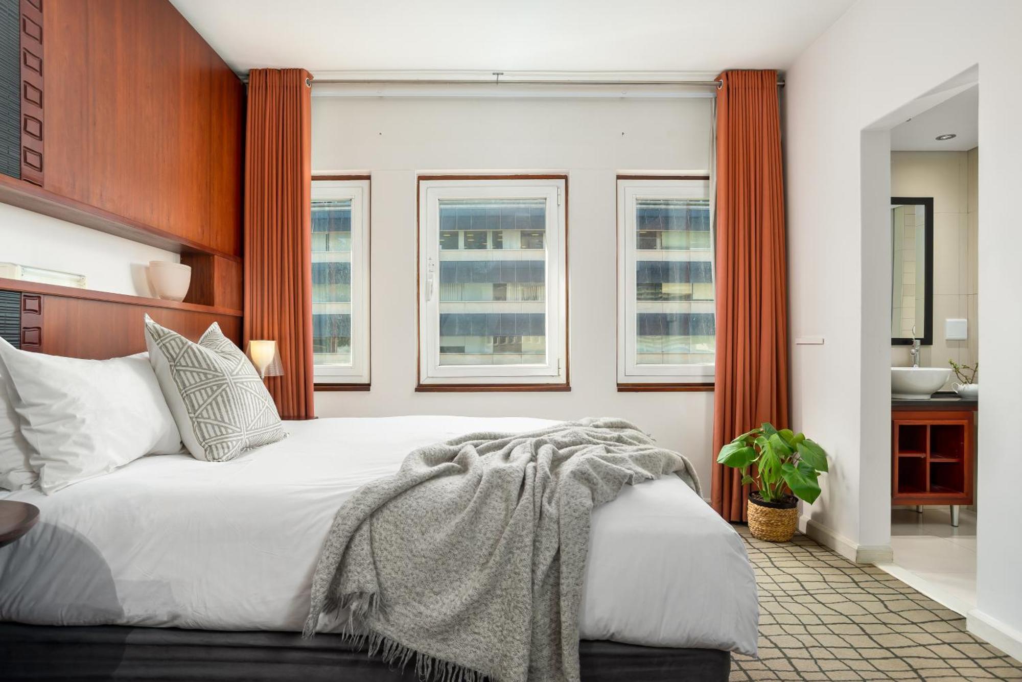 Neighbourgood East City Cape Town Bilik gambar