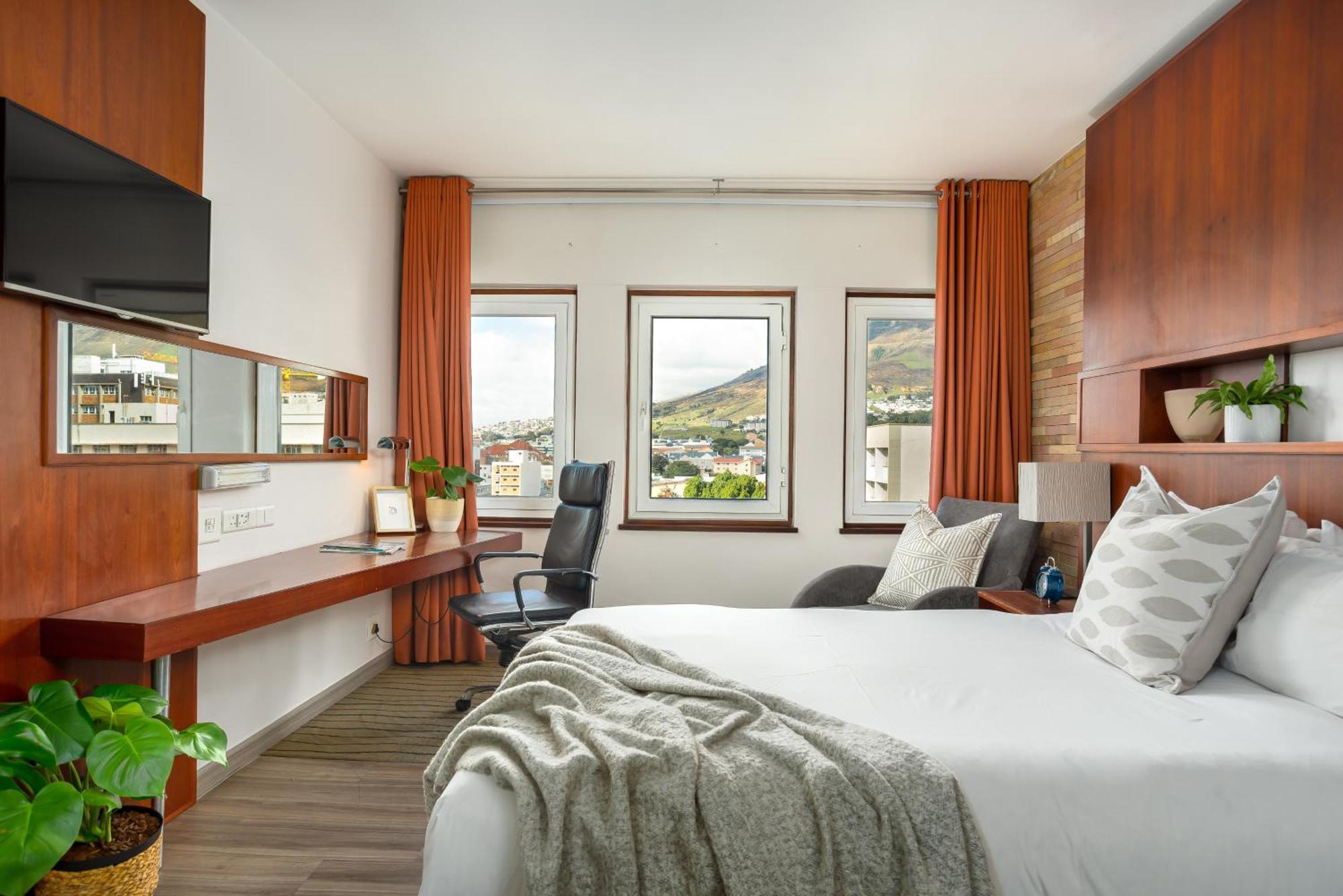 Neighbourgood East City Cape Town Bilik gambar
